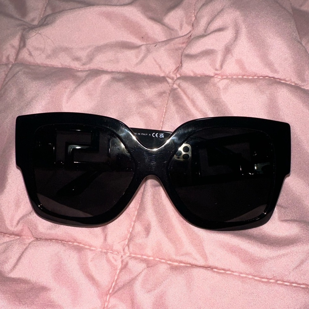 VERSACE sunglasses
